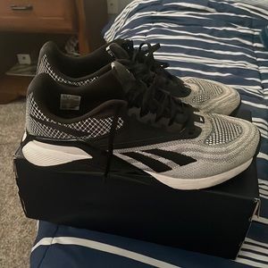 Size 10.5  Reebok nano x2.